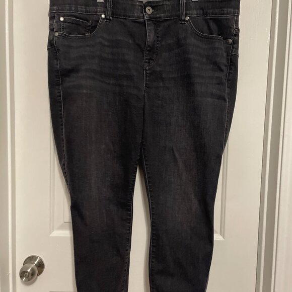 Torrid Bombshell Skinny Jean - Super Soft Dark Grey Wash - Picture 5 of 6